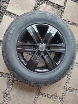 Disky 7,5 J x17 s novými pneu 255/65R17