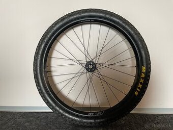 Predám koleso 27,5 DT Swiss AM LN s Maxxis Minion DHF