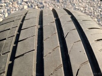 Predam 4ks pneu 215/55/r17 letne 94V Nexen