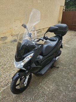 Honda pcx 150 rok 2012 nabehanych len7800km