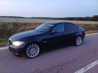 BMW E90 320D