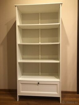 Knižnica Ikea