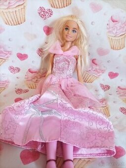 bábika Barbie