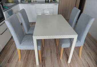 Jedálenský stôl a stoličky Ikea