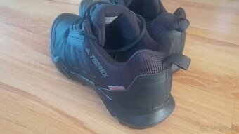 Predám Adidas Terrex č. 44