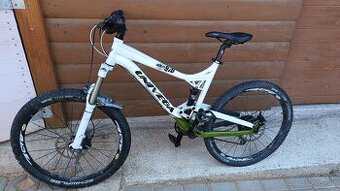 Celoodpruženy bicykel Univega