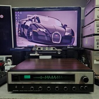 ONKYO Y-100...Solid State FM/AM stereo receiver...