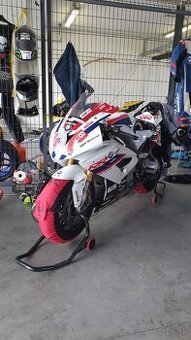 BMW S1000RR - okruhovka