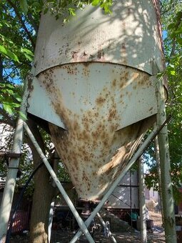 silo