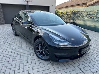 Tesla Model 3 Long Range 82kWh AWD - 1