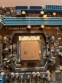 Základná doska Asus plus AMD athlon 2