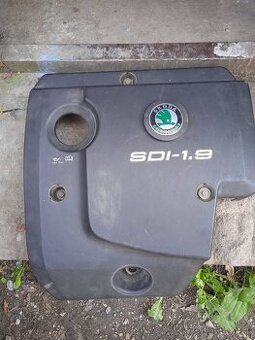 Škoda Octavia 1 1.9sdi kryt motora