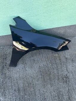 Pravý predný blatník golf7