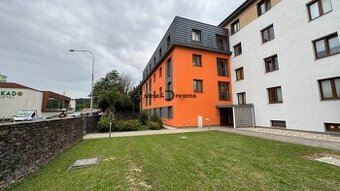 NA PRENÁJOM 1 izbový byt v centre mesta Nitra s GARÁŽOU