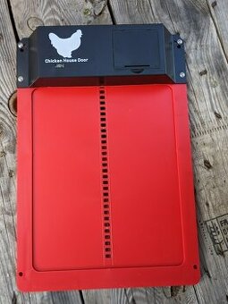 Solárne vrátka do kurníku