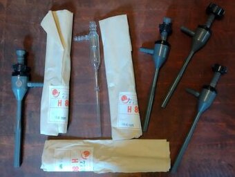 Chemické sklo /výveva vodná / Nástavec extrakčný ....