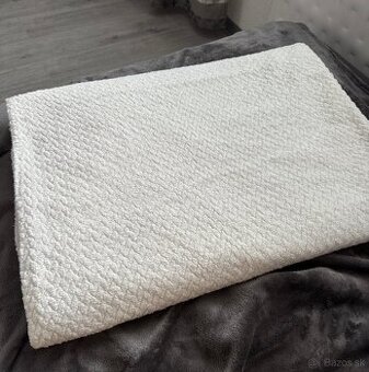 Deka na jednu posteľ