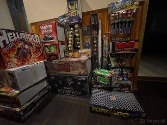 Zábavná pyrotechnika a ohňostroje peterdy