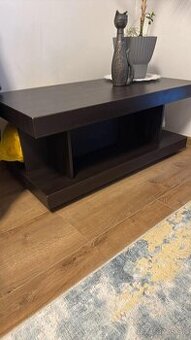 Konferenčný stolík