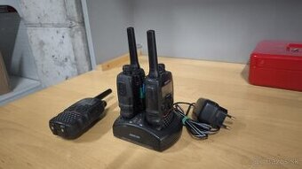 3 ks vysielačky SENCOR SMR 600 s dokovacou stanicou