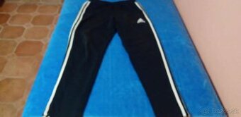 Adidas tepláky pánske veľkosť S