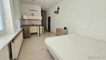 Na prenájom: garsonka v centre Nitry – ulica Janka Kráľa