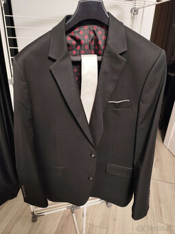 Pánsky čierny oblek - 56