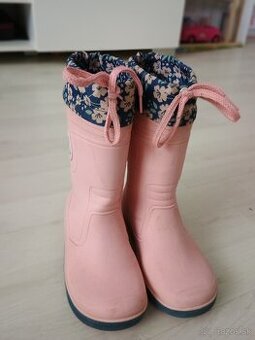 Predám blikajúce gumáky