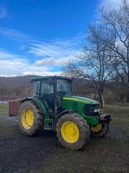 JOHN DEERE 5820