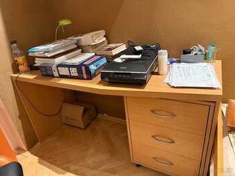 Predam písacie/pracovne stoly 150x60cm + šuflíky z masívu