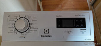 Zhora plnená práčka Electrolux