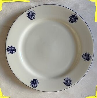 BIELY PORCELÁNOVy TANIER od ARAMISA G.A.Barcelona za 10€