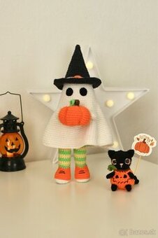 Háčkovaná hračka duch a mačka Halloween