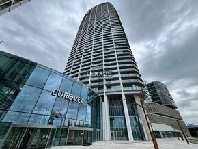 | 2-izb. byt v Eurovea Tower s krásnym výhľadom, 18.p., park