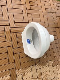 Závesné wc