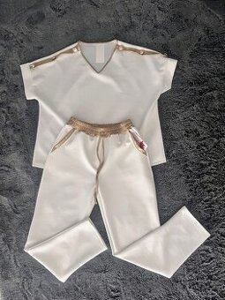 Športovo-elegantný set