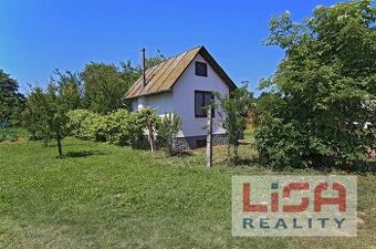 Hľadáte únik z ruchu mesta s vlastnením kúsku prírody priam