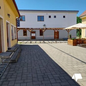 Prenájom - 168 m2, obchodný priestor - Zlaté Moravce