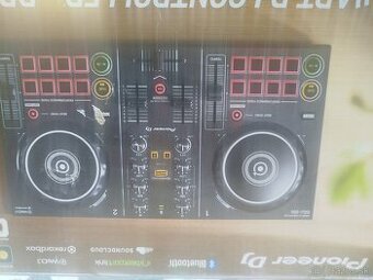 DJ konzola
