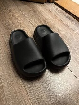 Yeezy slide 41 - 1