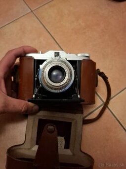 Starý mechový fotoaparát Agfa Agnar