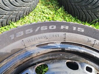 Zimne kolesa na plechovych diskoch 185/60 R15