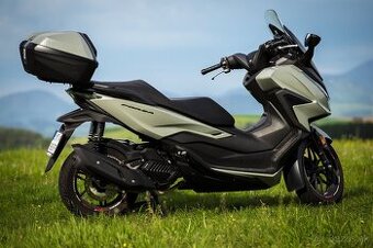 HONDA FORZA 125