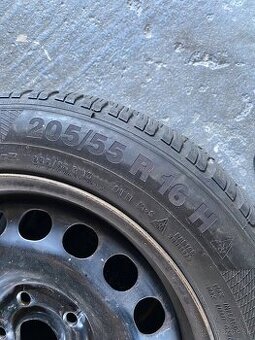 Kolesá plus zimné pneumatiky na škodu