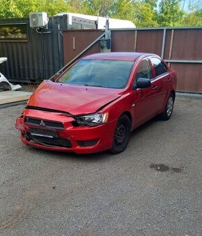 Mitsubishi Lancer sedan 1.6i 86kw kód motoru 4A92