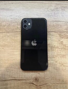 IPhone 11, 128Gb, baterie 74%