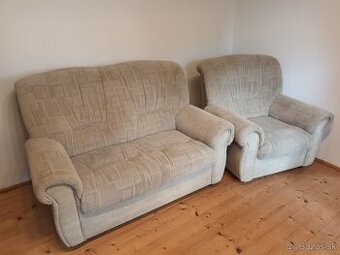 Za symbolickú cenu: sedačka a kreslo