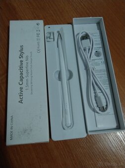 Pero magnetické pre iPad 10