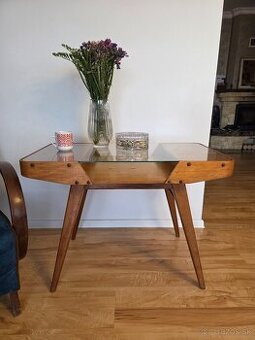 Kávový stolík František Jirák