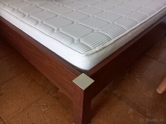 Postel 140×200,matrac Dormeo